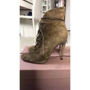 MOVING SALE’ Gianvito Rossi lace up booties